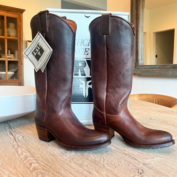 Frye Deborah Lug Tall Boot - Picture 3 of 8